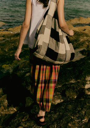 Macro Gingham Lightweight Linen Bag | Ecru/Charcoal