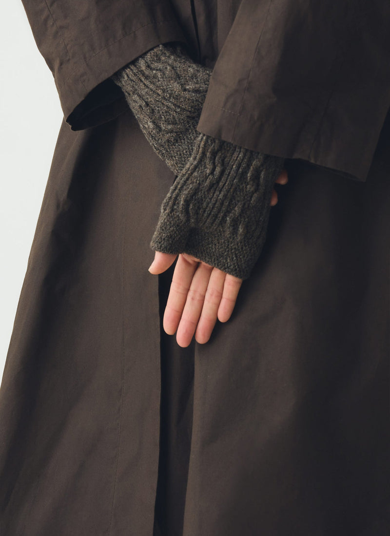 Nishiguchi Kutsushita Wool Hand Warmers | Brown