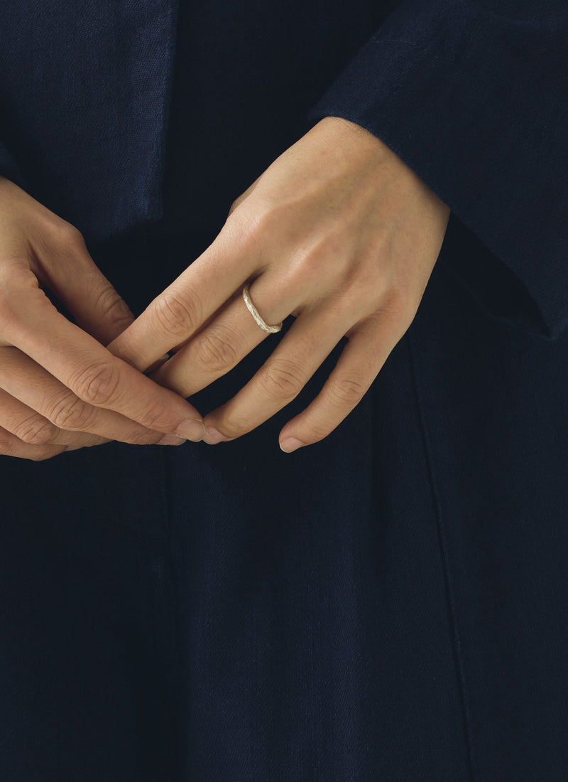 Emily Nixon Small Relic Ring | Silver
