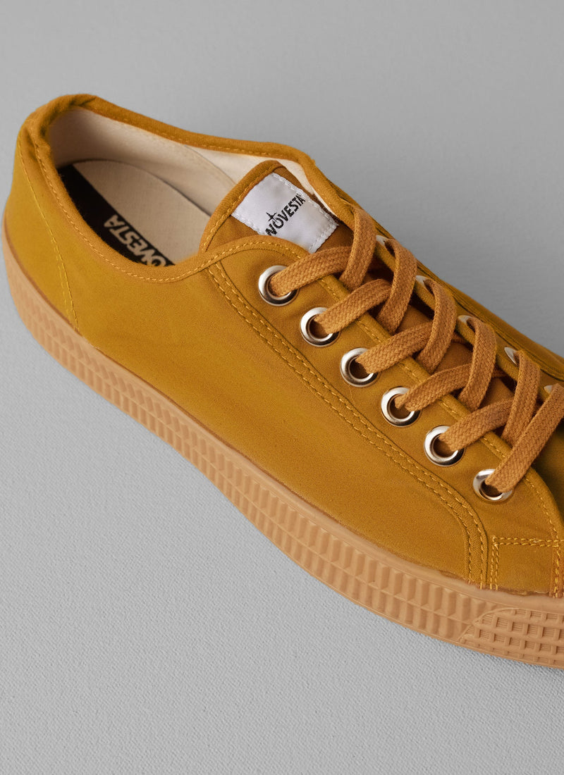 Novesta Star Master Waxed Cotton Trainers | Cumin