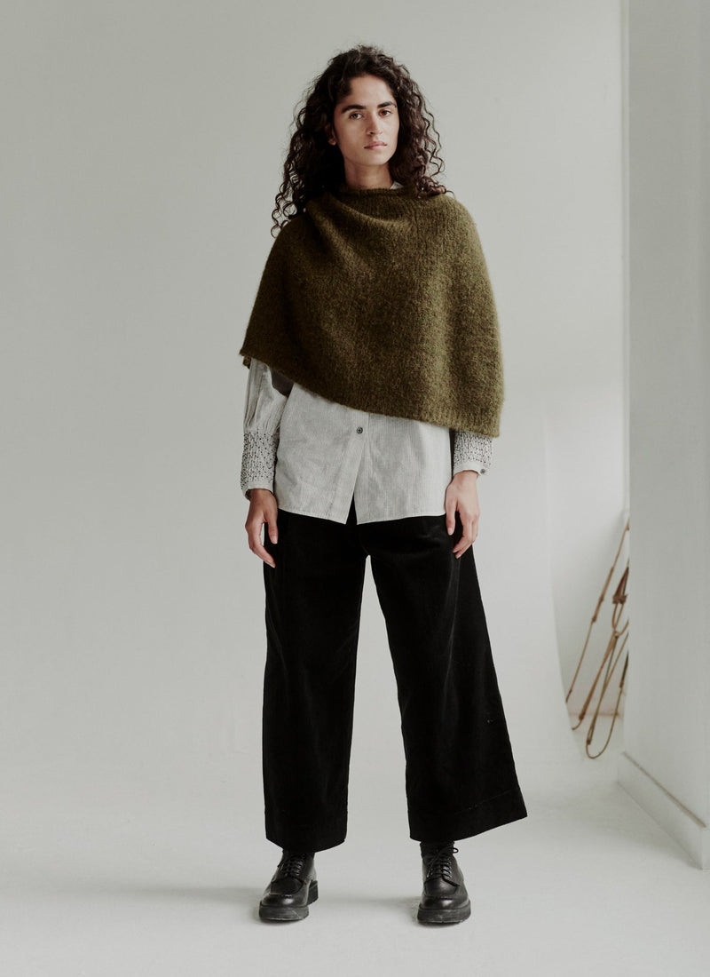 Lofty Alpaca Blend Knitted Poncho | Olive