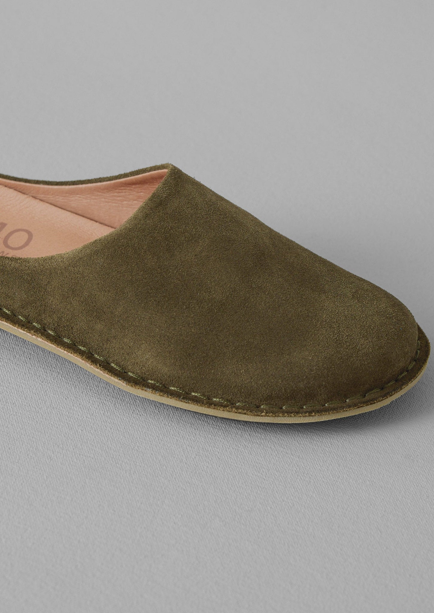 Vibae Roma Suede Mules | Olive