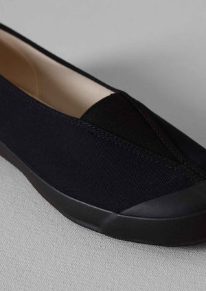 Moonstar Cotton Pumps | Black