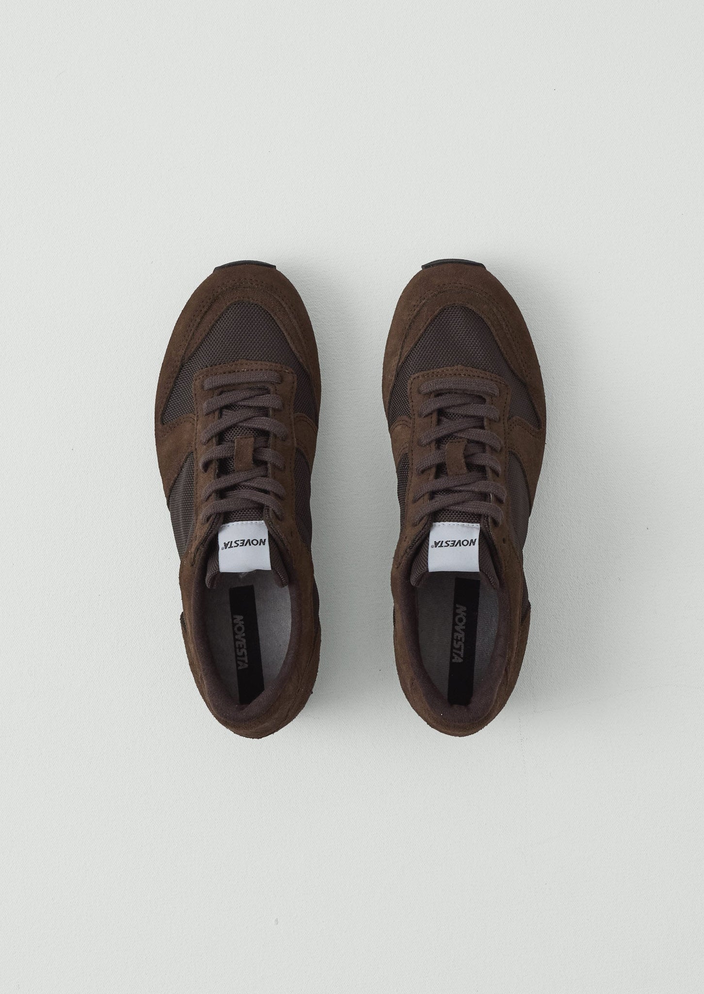 Novesta Marathon Trainers | Bitter Chocolate