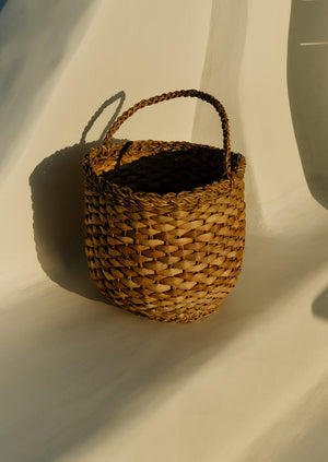 Textured Weave Hogla Picnic Basket | Natural