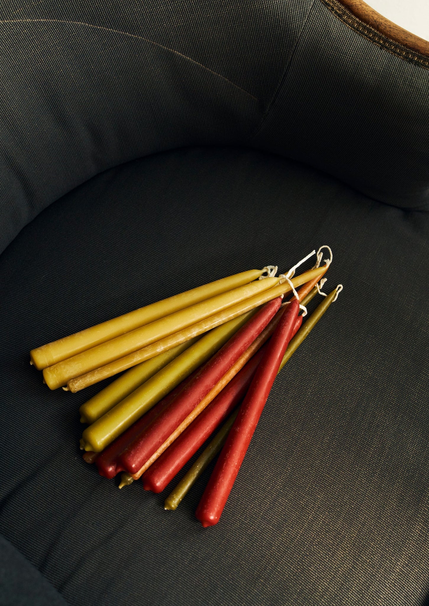Wax Atelier Set of Four Dinner Candles | Yellow Moss/Red Sorrel