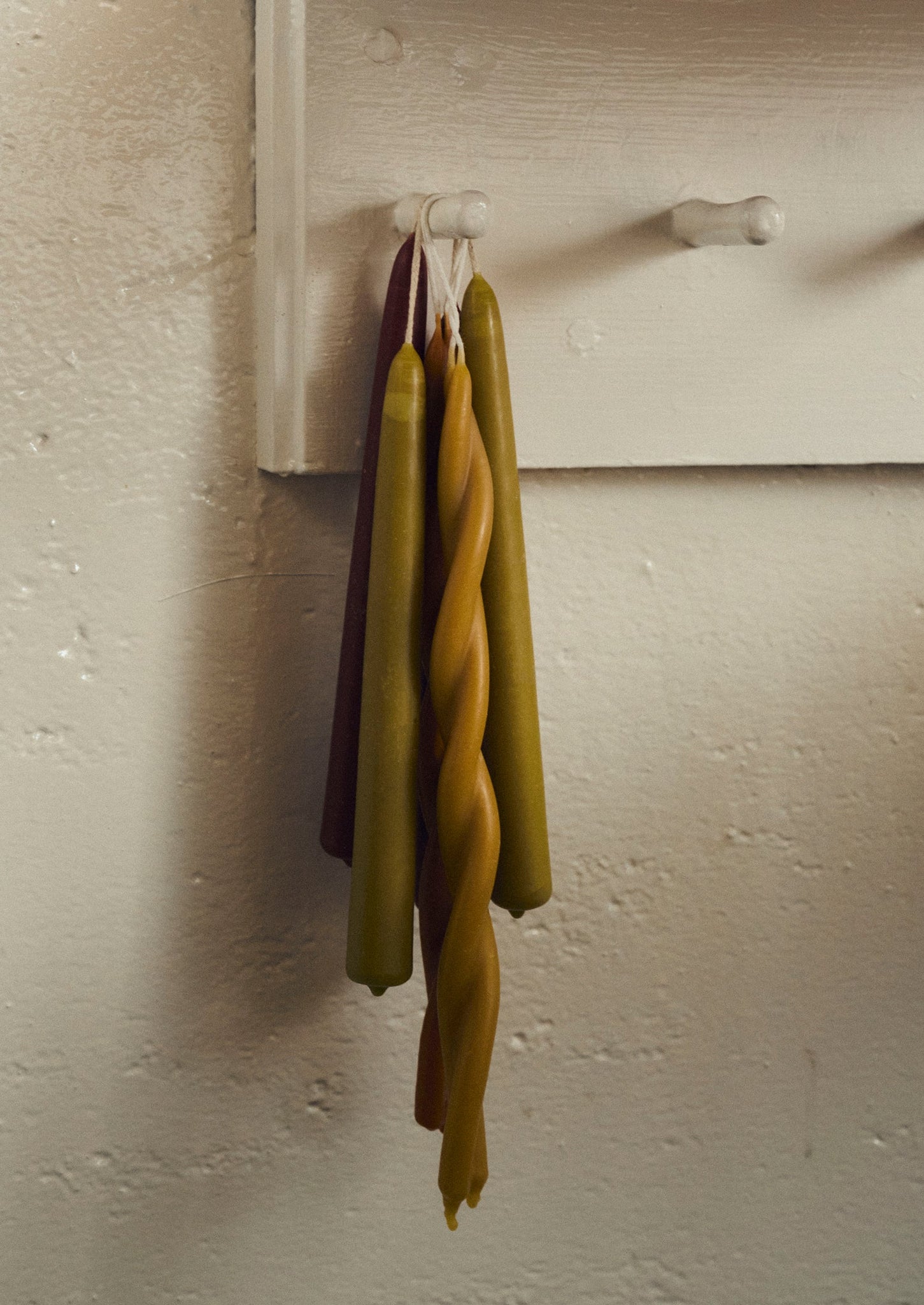 Wax Atelier Set of Four Dinner Candles | Yellow Moss/Red Sorrel