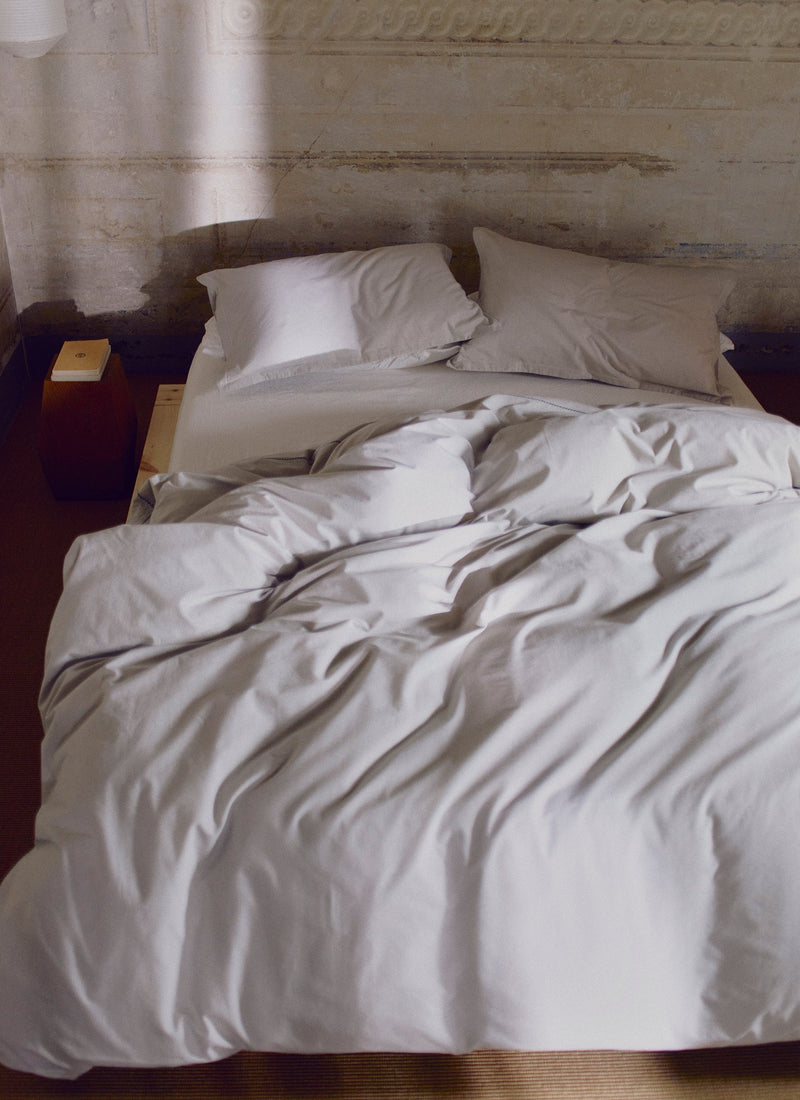 Fine Stripe Cotton Oxford Pillowcase Set | Ecru/Smoke Blue