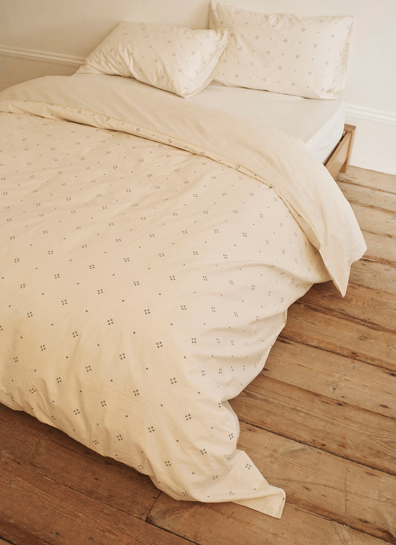 Rowan Print Cotton Poplin Duvet Cover | Ecru/Soft Blue