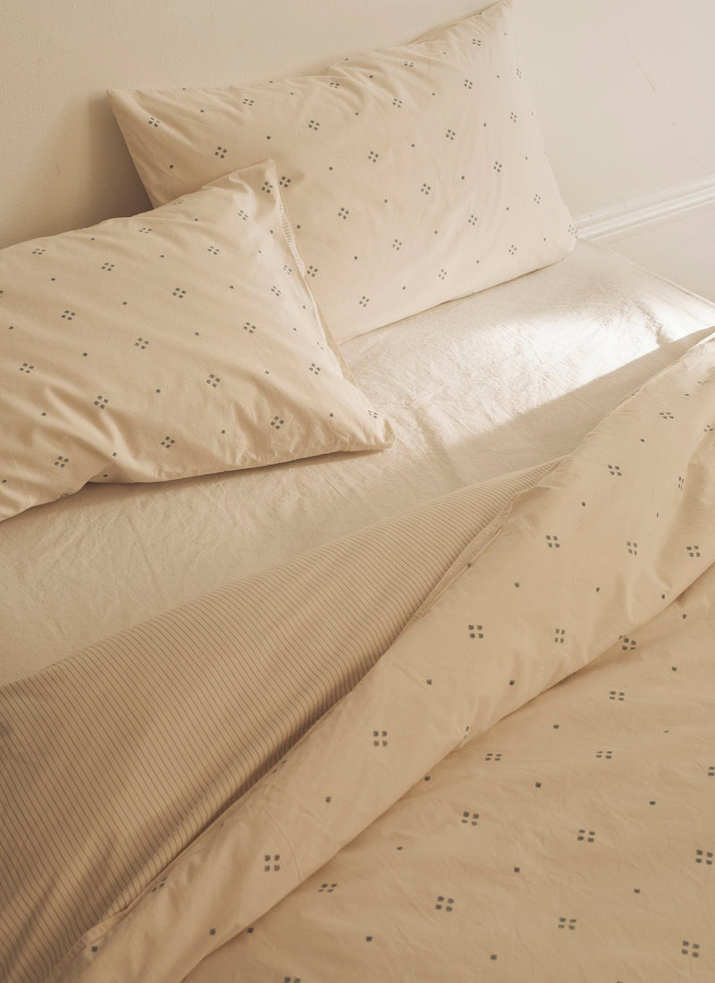 Rowan Print Cotton Poplin Housewife Pillowcase Set | Ecru/Soft Blue