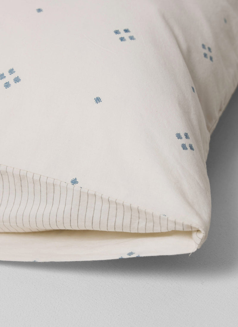 Rowan Print Cotton Poplin Housewife Pillowcase Set | Ecru/Soft Blue