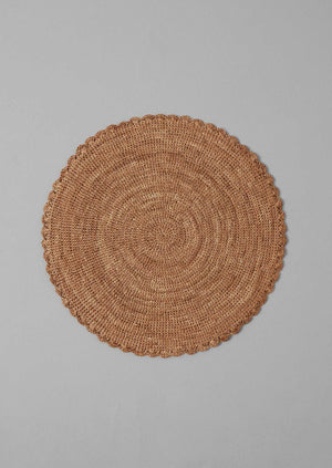 Scalloped Edge Raffia Placemat | Shell
