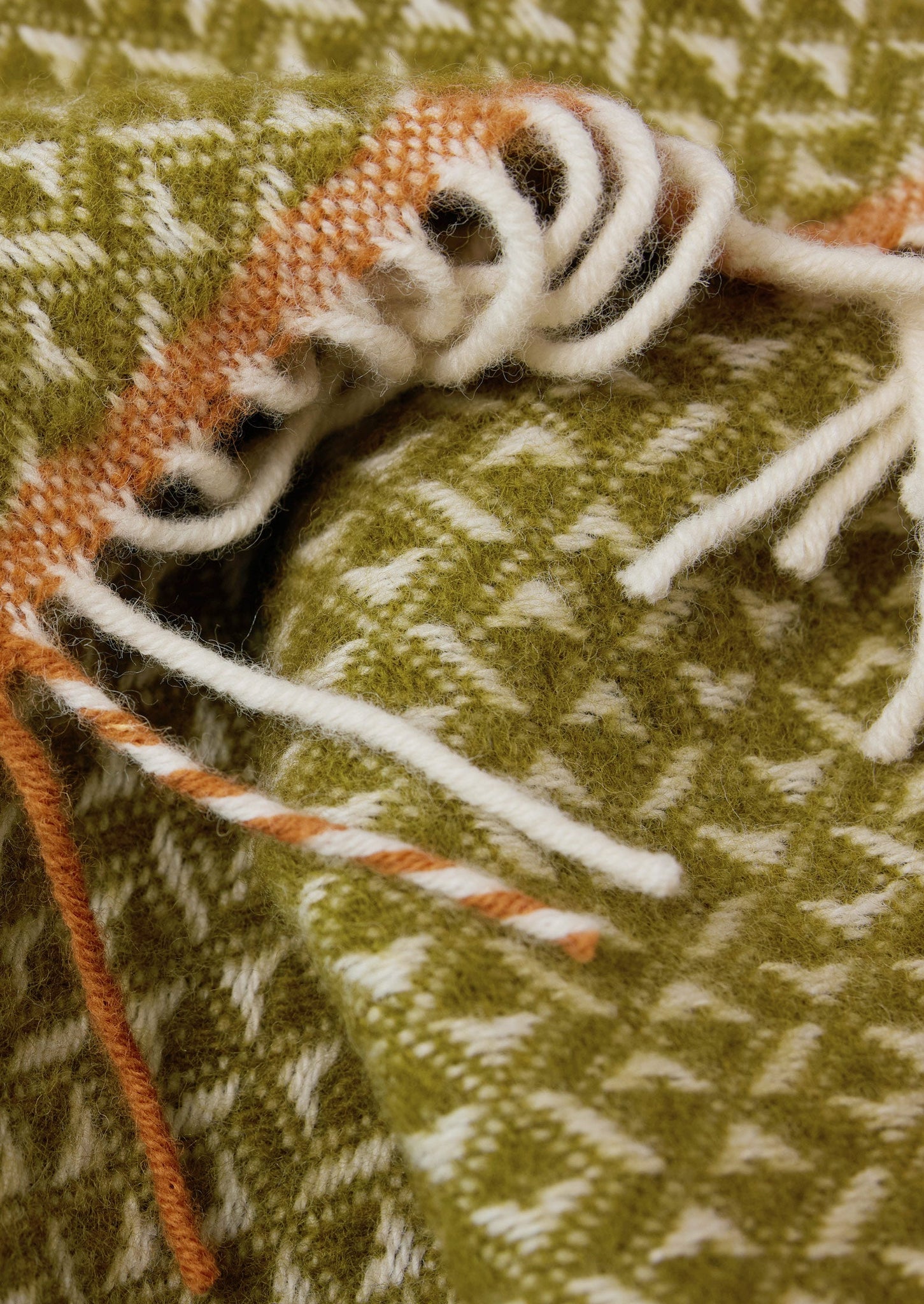 Geo Diamond Wool Blanket | Olive/Soft Coral