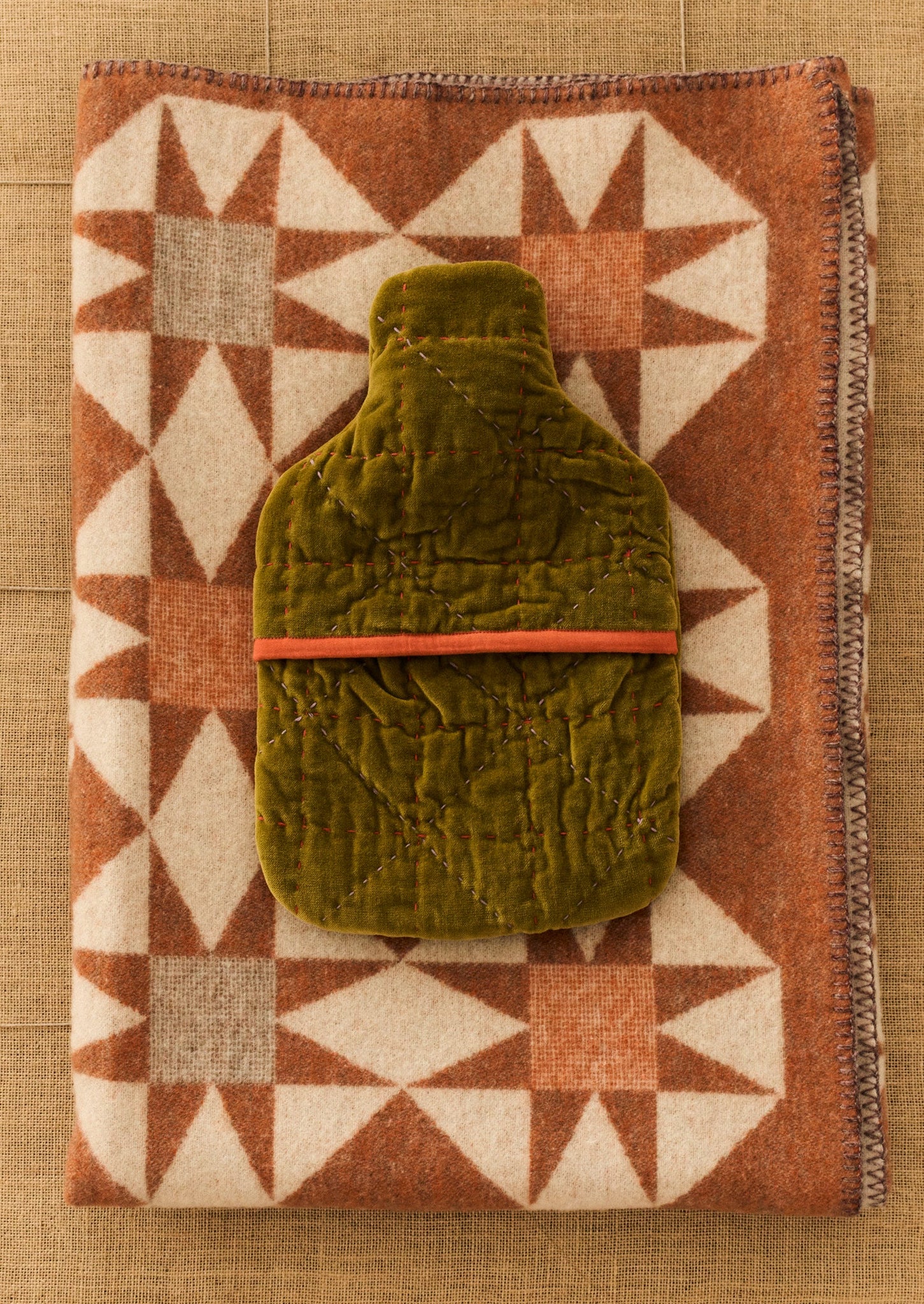 Jacquard Star Wool Blanket | Rust/Soft Peach