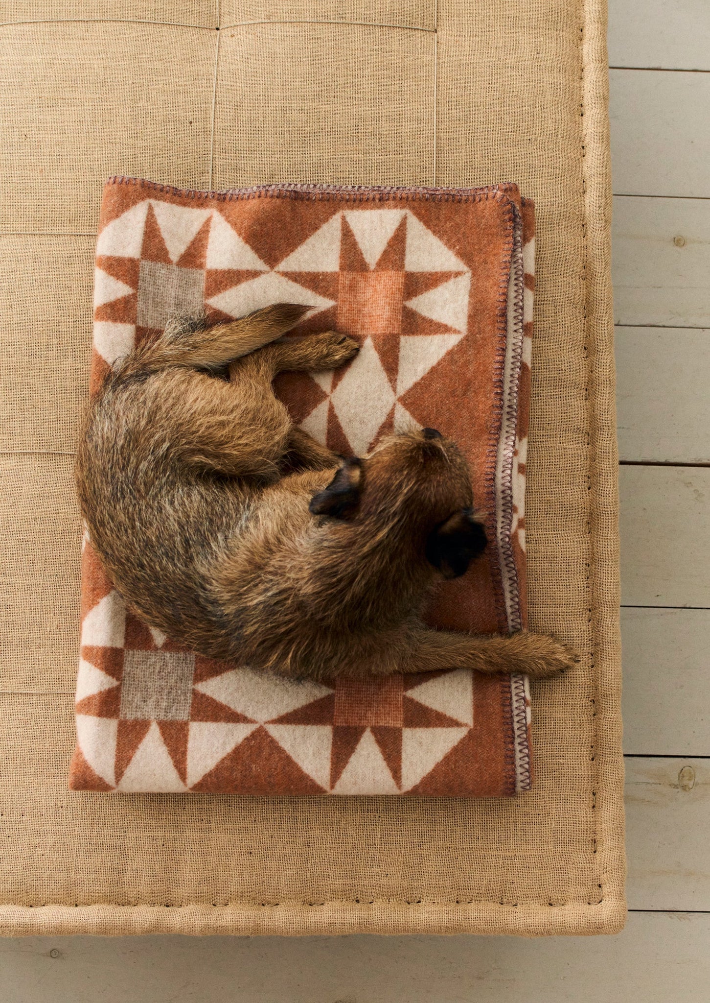 Jacquard Star Wool Blanket | Rust/Soft Peach