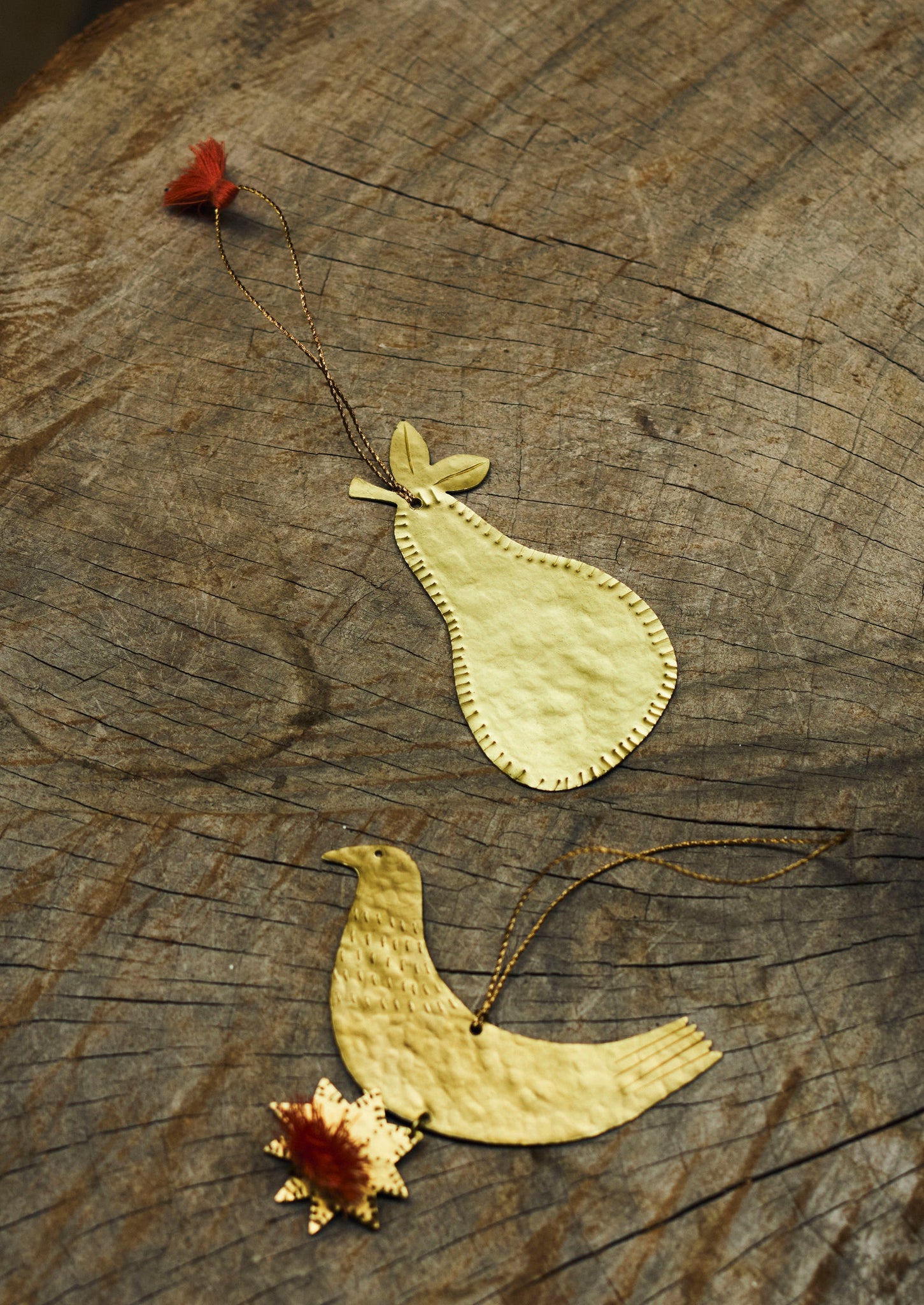 Hammered Metal Pear Decoration | Brass