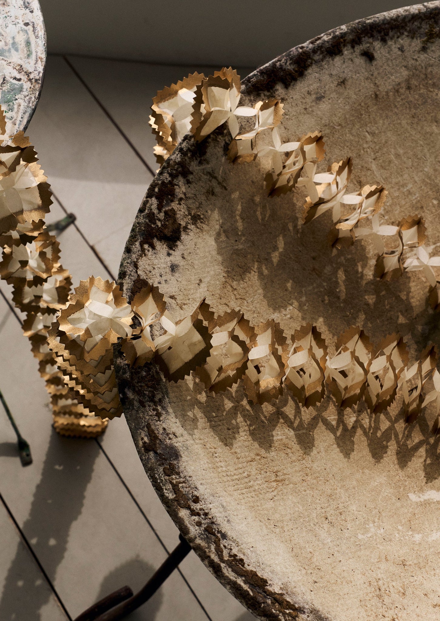 Dip Dyed Paper Streamer | Gold/Natural