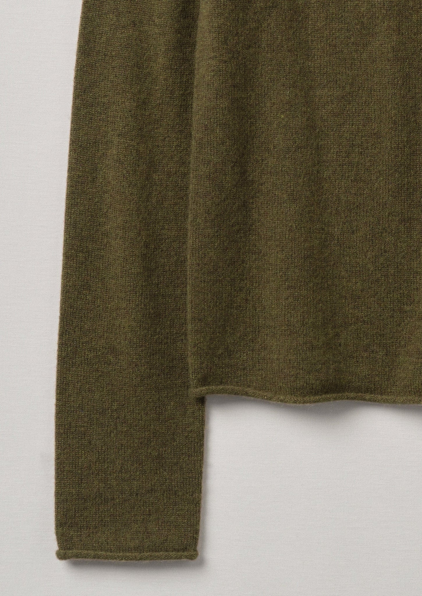 Wool Cashmere Neat Sweater | Olive
