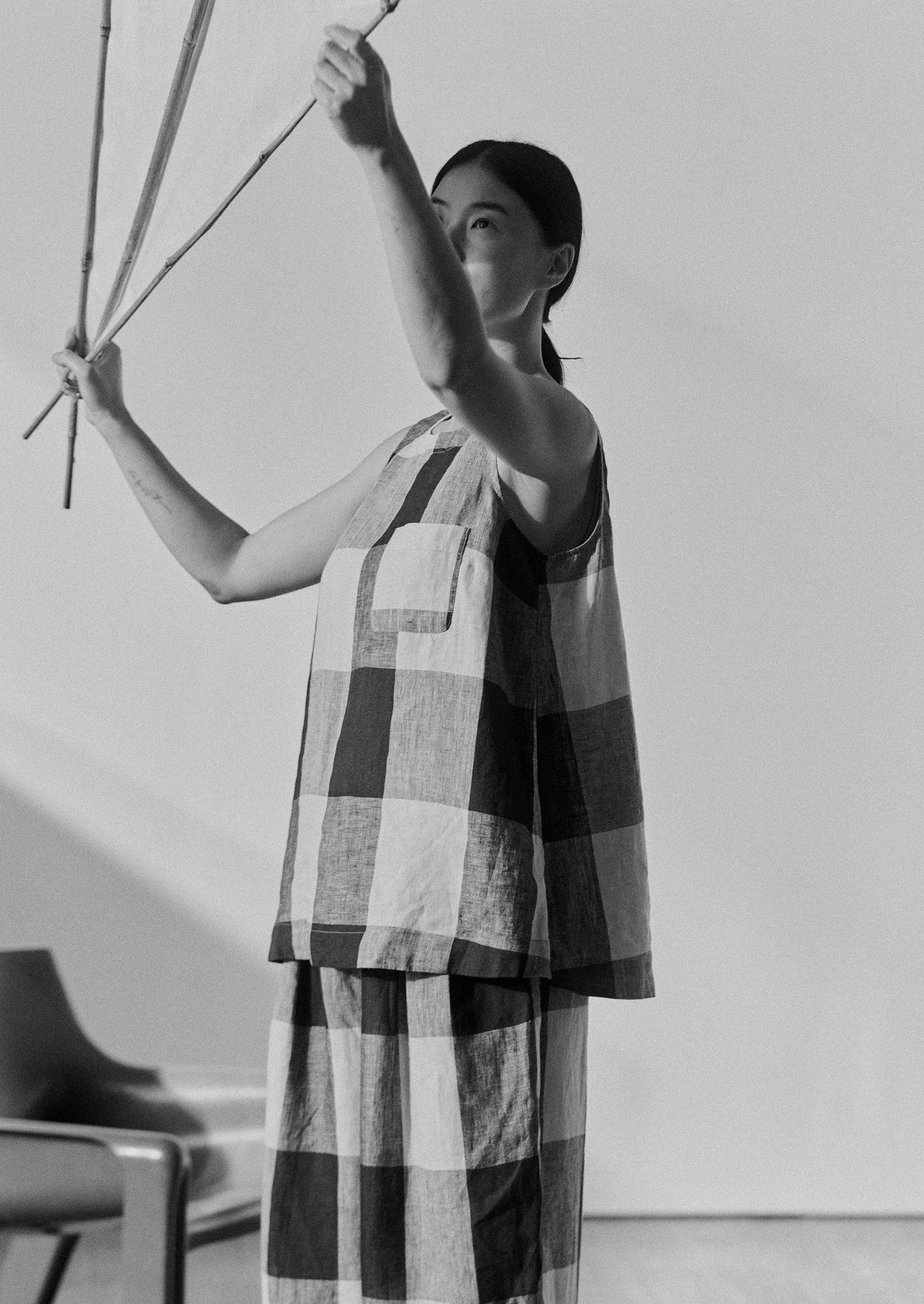 Macro Gingham Lightweight Linen Tank | Ecru/Charcoal