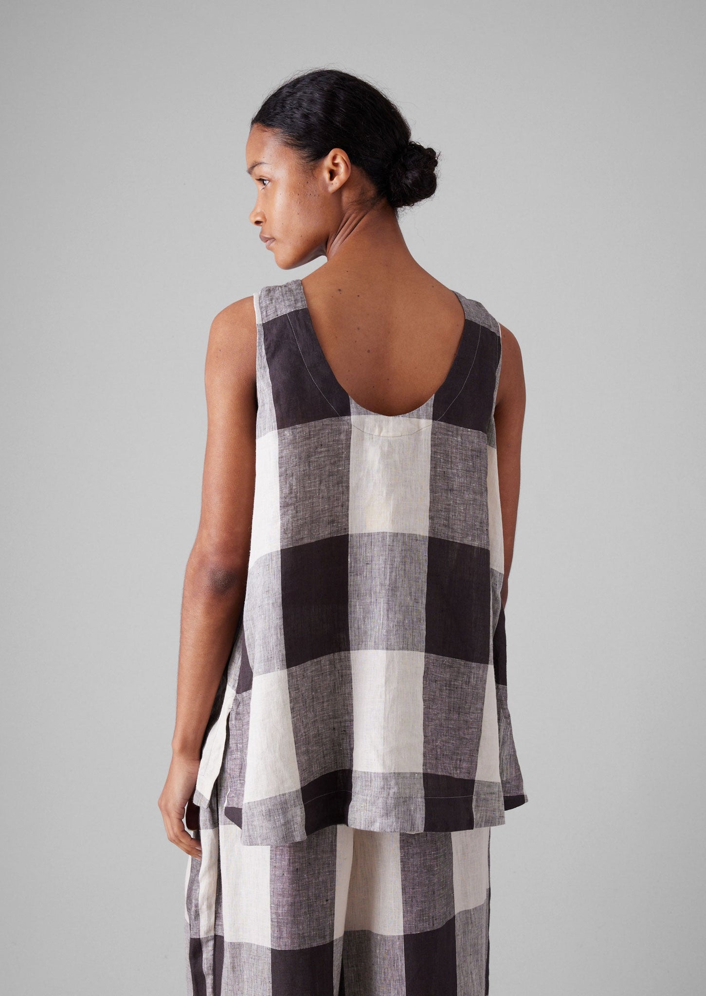 Macro Gingham Lightweight Linen Tank | Ecru/Charcoal