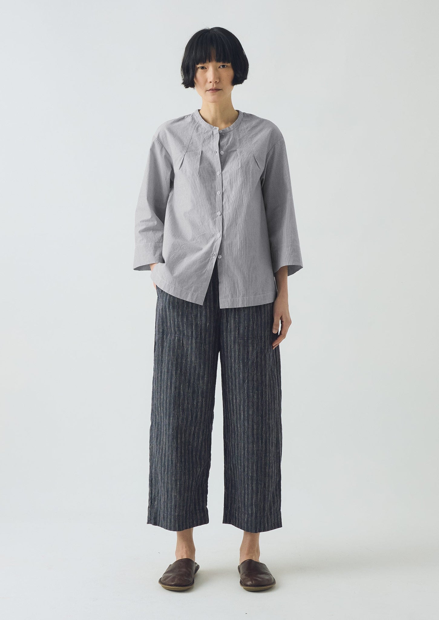 Fine Stripe Cotton Tie Shirt | Ecru/Slate