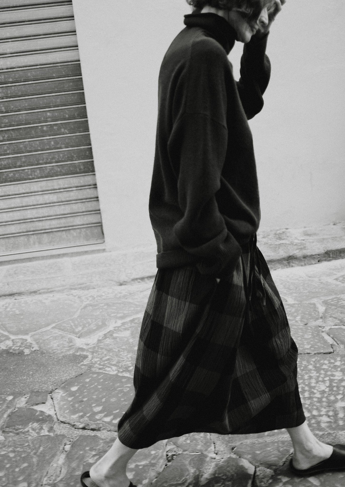 Roll Neck Wool Cashmere Sweater | Brown Umber