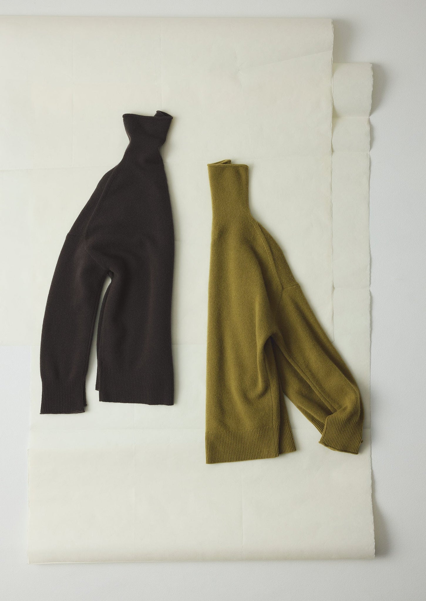 Roll Neck Wool Cashmere Sweater | Brown Umber