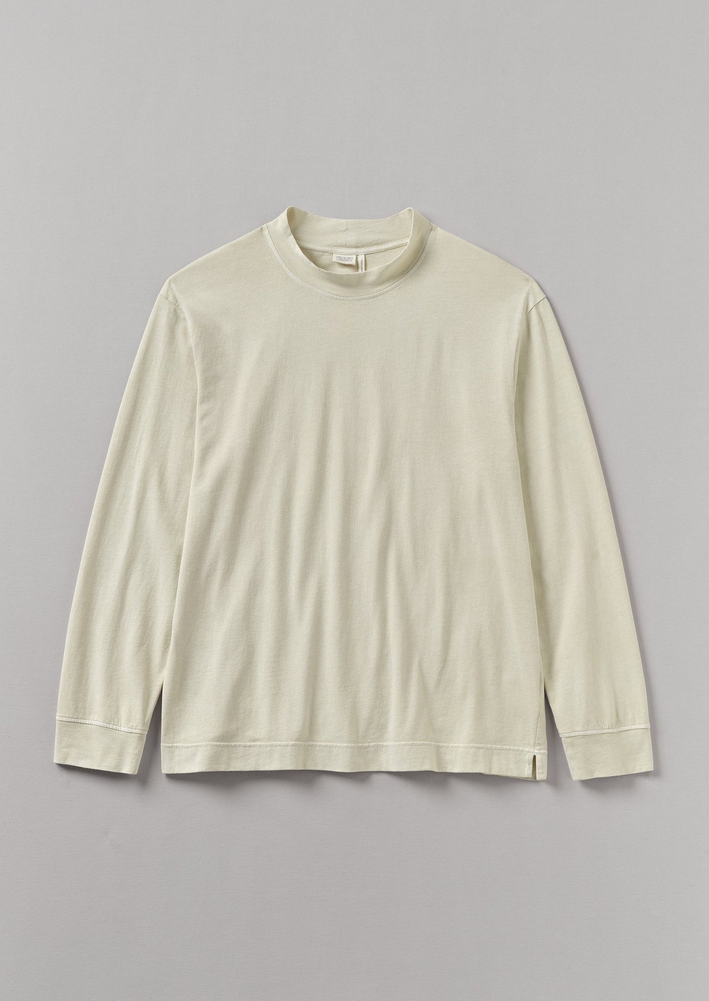 Garment Dyed Cotton Long Sleeve Tee | Soya