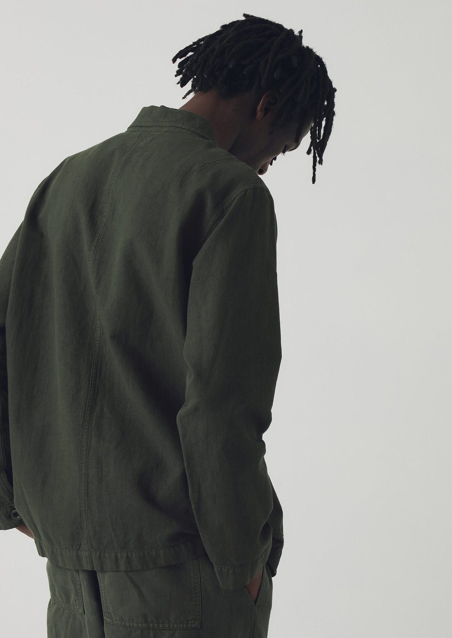 Arlo Garment Dyed Herringbone Jacket | Dark Moss