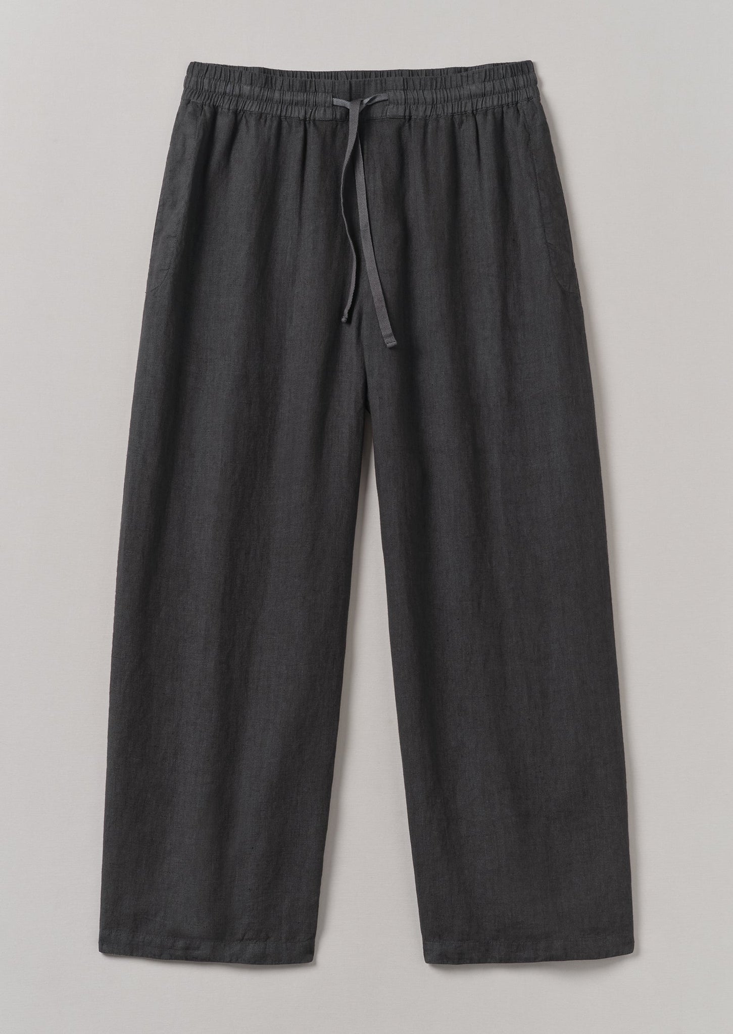 Garment Dyed Linen Drawstring Trousers | Black Pepper