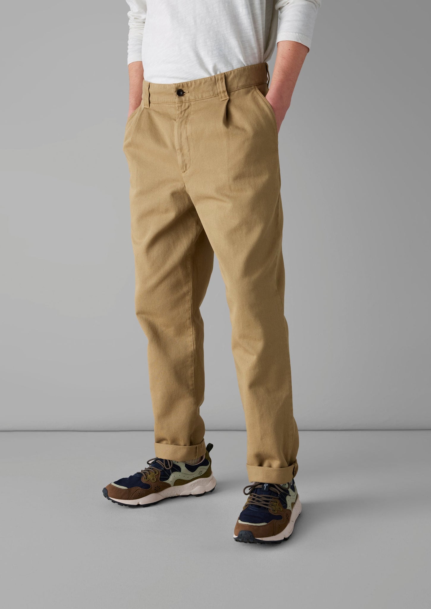 Wes Organic Cotton Tapered Trousers | Sand