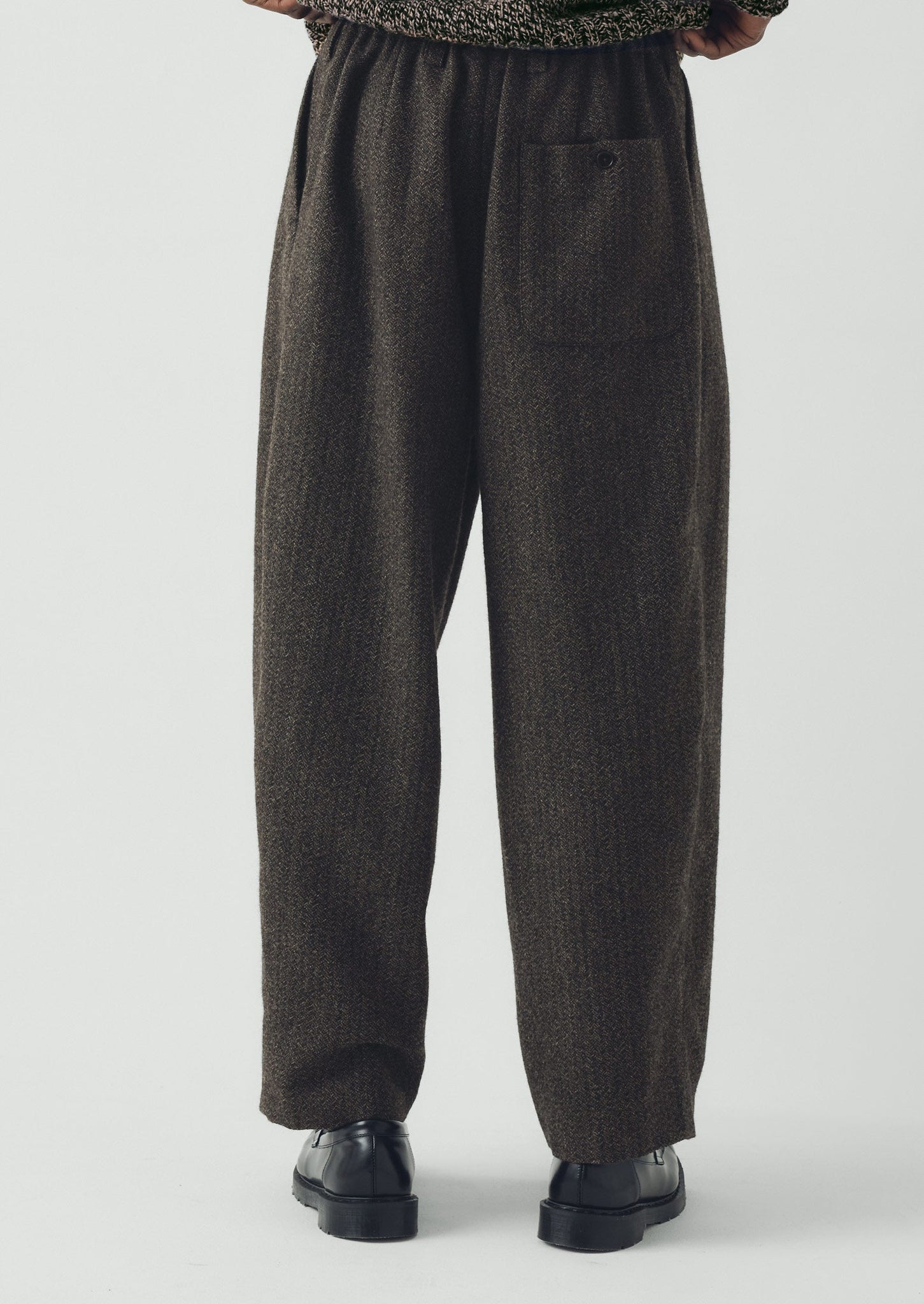 Wool Broken Herringbone Pleat Trousers | Charcoal Mouline