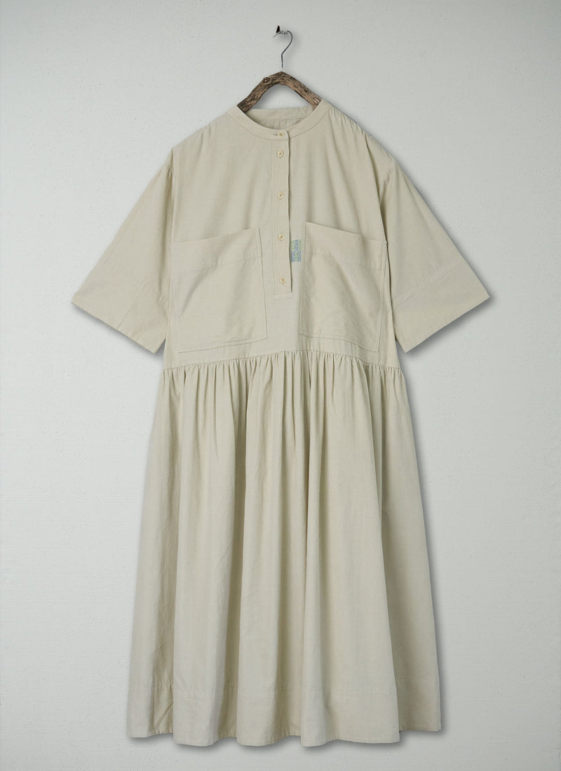 Renewed Organic Needlecord Workwear Dress Size L (98) | Pale Stone