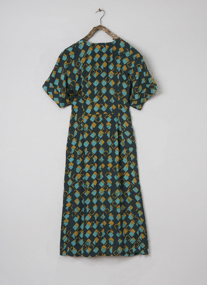 Renewed Peaks Print Easy Dress Size 8 (080) | Oil