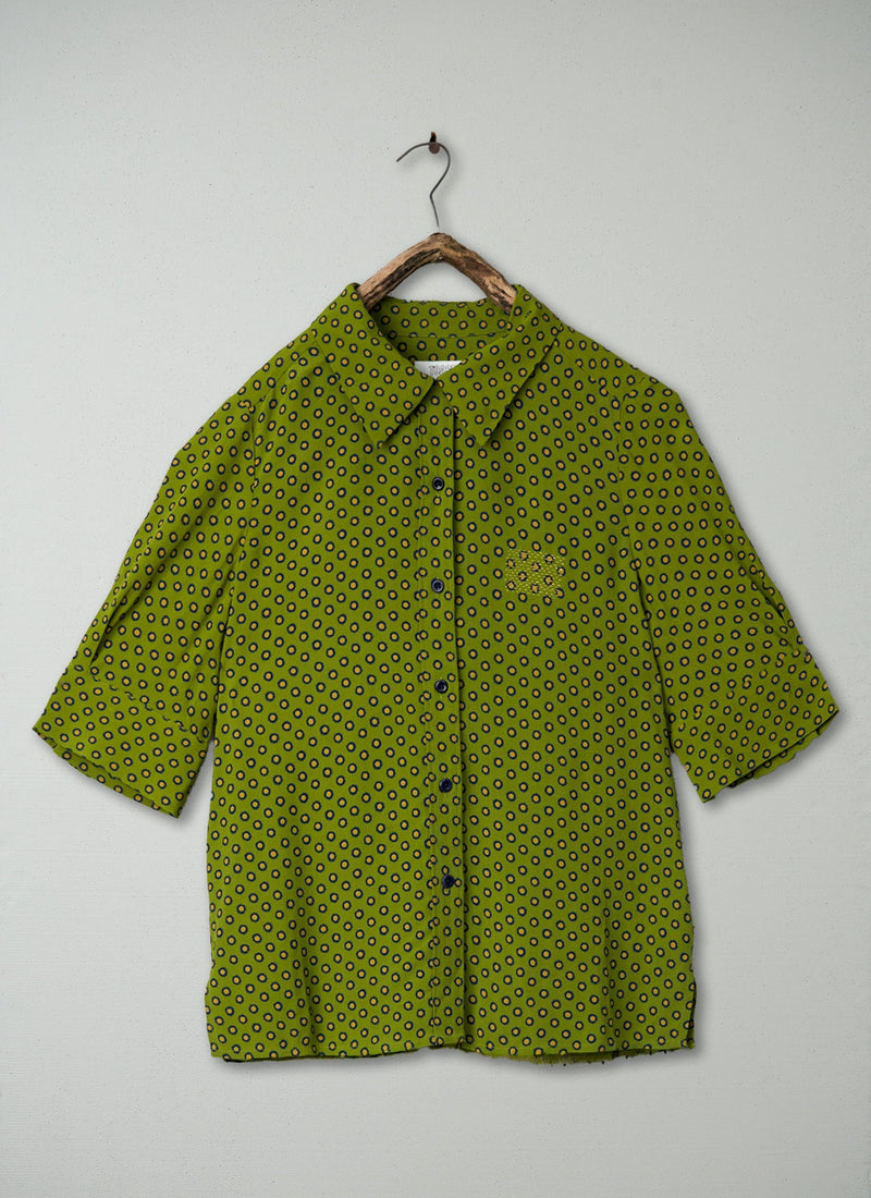 Renewed Gia Daisy Dot Print Shirt Size 10 (51) | Pea Green