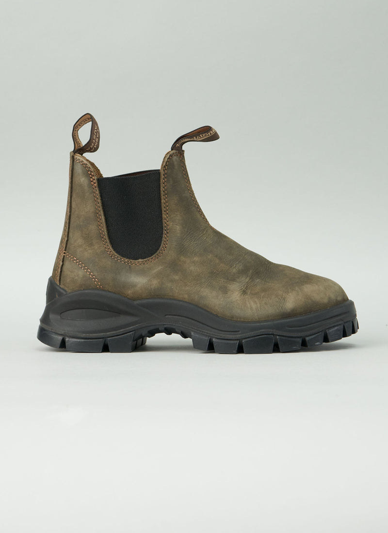 Reworn Blundstone Lug Boots Size 4 (075) | Brown