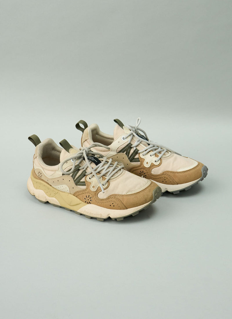Reworn Flower Mountain Trainers Size 40 (426) | Ecru/Beige