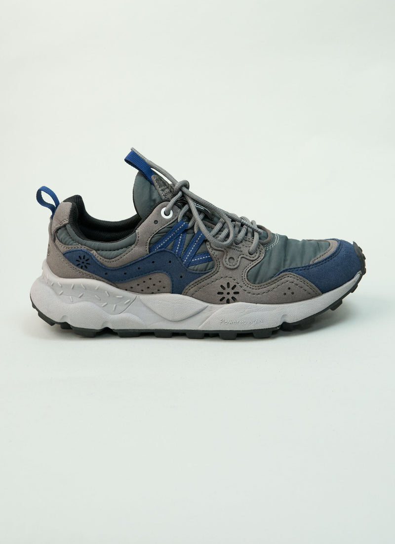 Reworn Flower Mountain Trainers Size 41 (701) | Charcoal