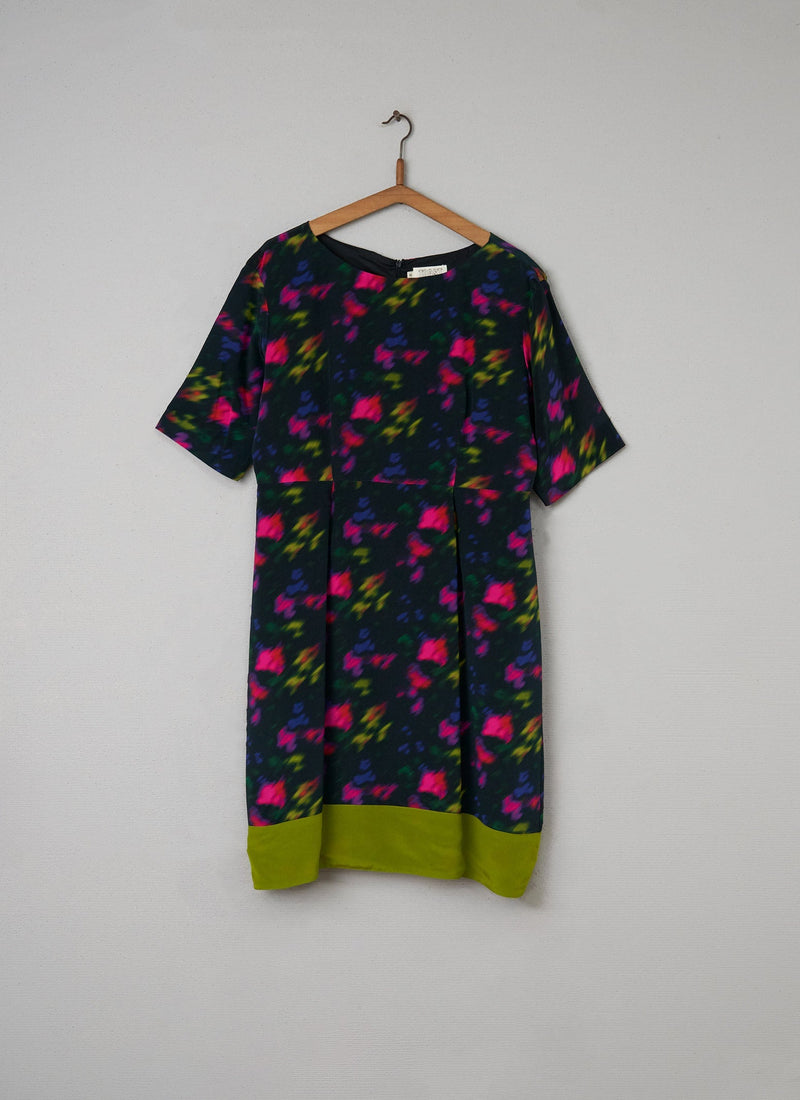 Reworn Silk Shift Dress Size 14 (085) | Multi