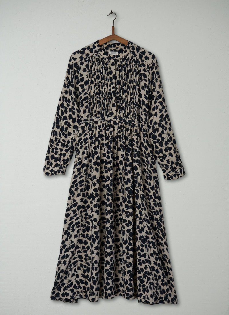 Reworn Trailing Leaf Pintuck Dress Size 12 (440) | Multi