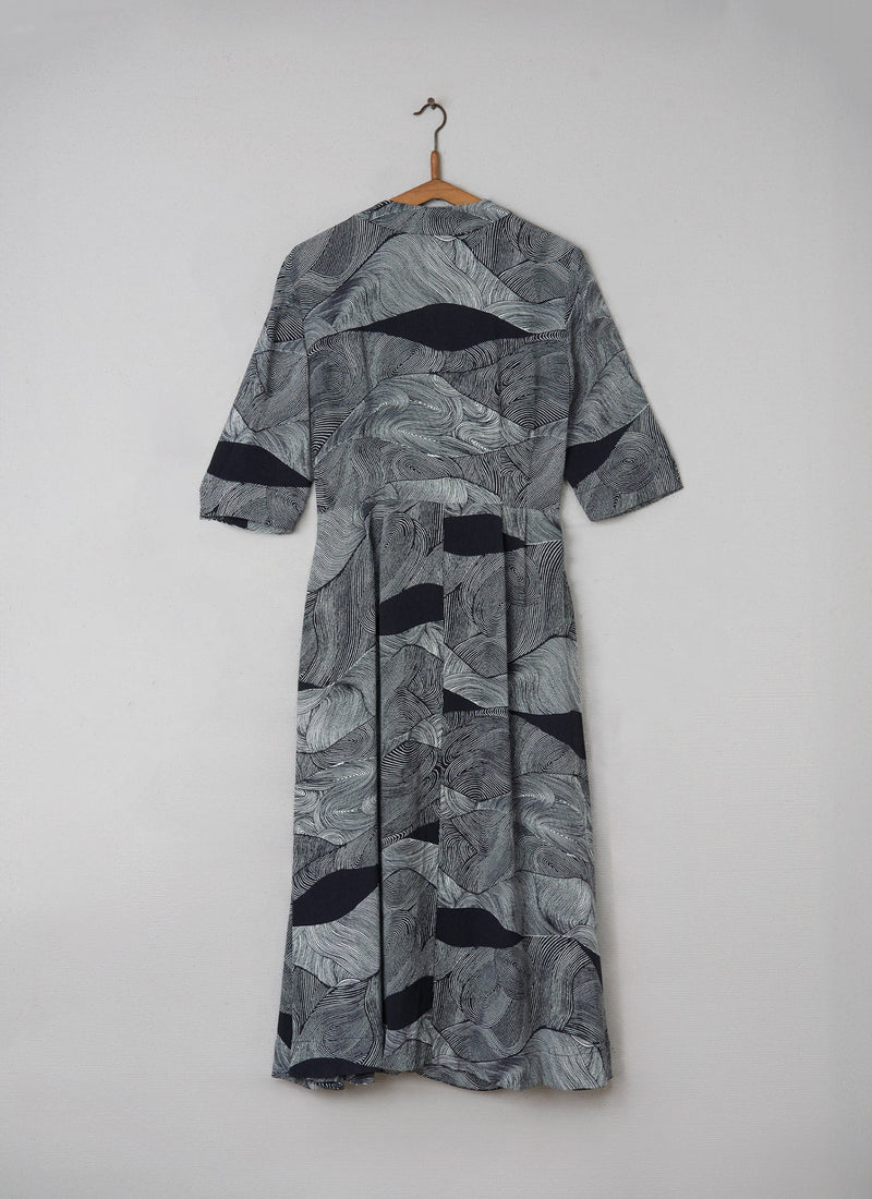 Reworn Wave Print Wrap Dress Size 10 (083) | Carbon