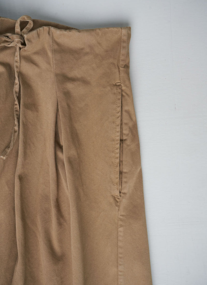 Reworn Cotton Sateen Skirt Size 16 (095) | Sand