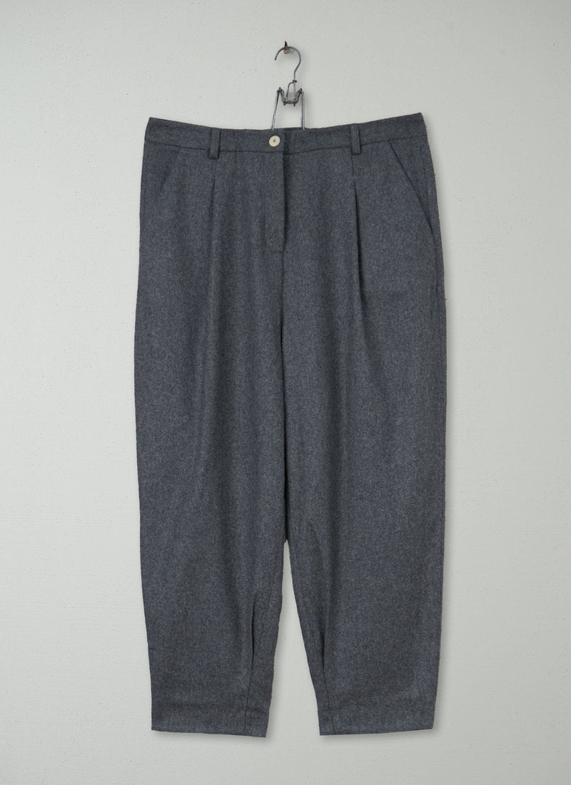 Reworn Tapered Trousers Size 14 (830) | Grey