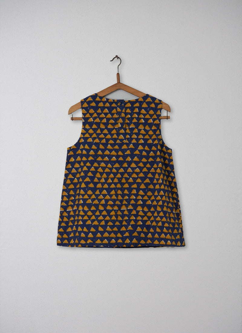 Reworn Triangle Print Top Size 10 (072) | Multi