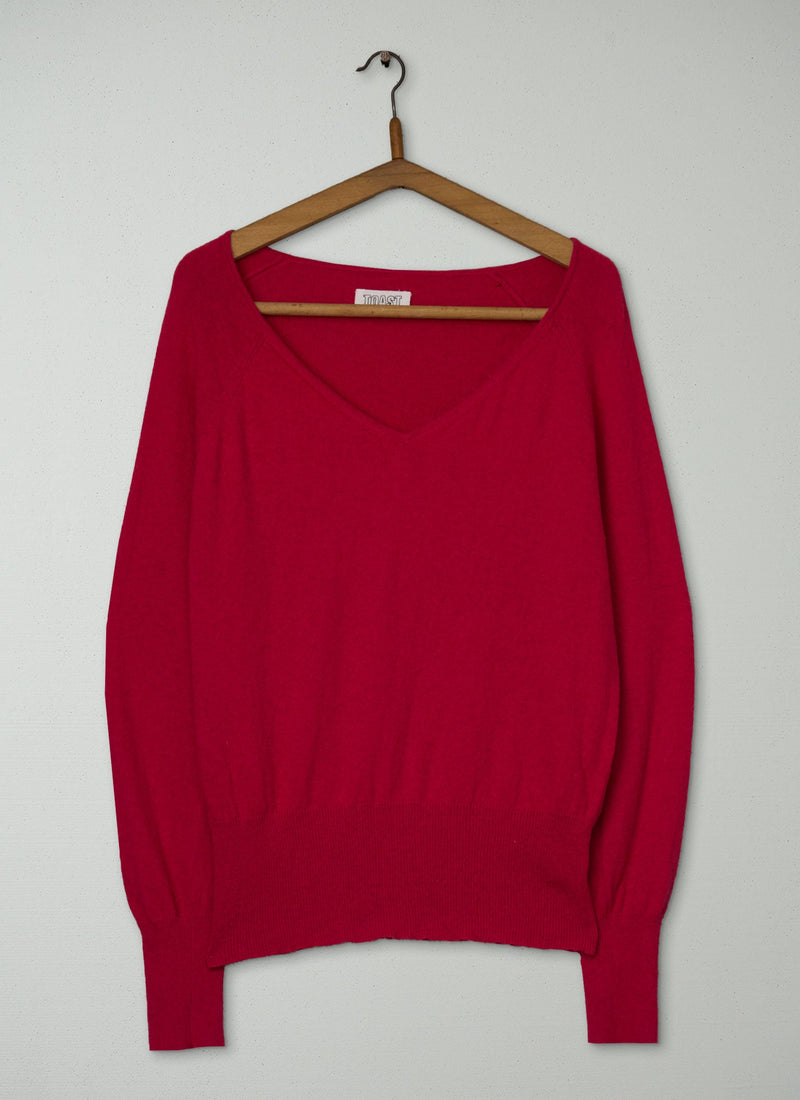 Reworn Cotton Wool V Neck Size 12 (632) | Fuchsia