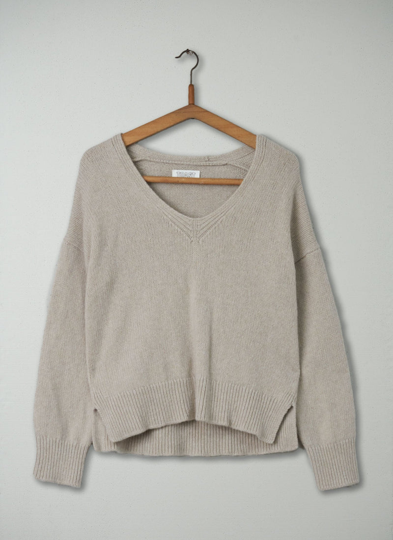 Reworn Merino V Neck Sweater Size M (162) | Oatmeal