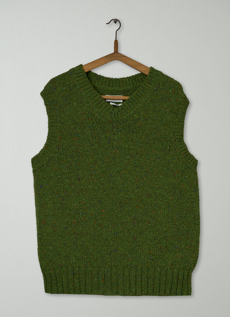 Reworn Mens Knitted Tank Size M (036) | Moss Green