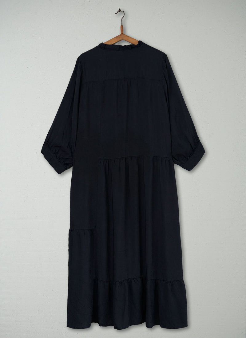 Reworn Tiered Crinkle Dress Size XL (430) | Midnight