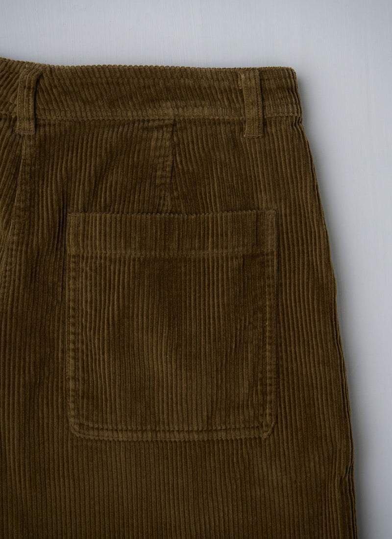 Reworn Cord Dart Trousers Size 18 (823) | Earth