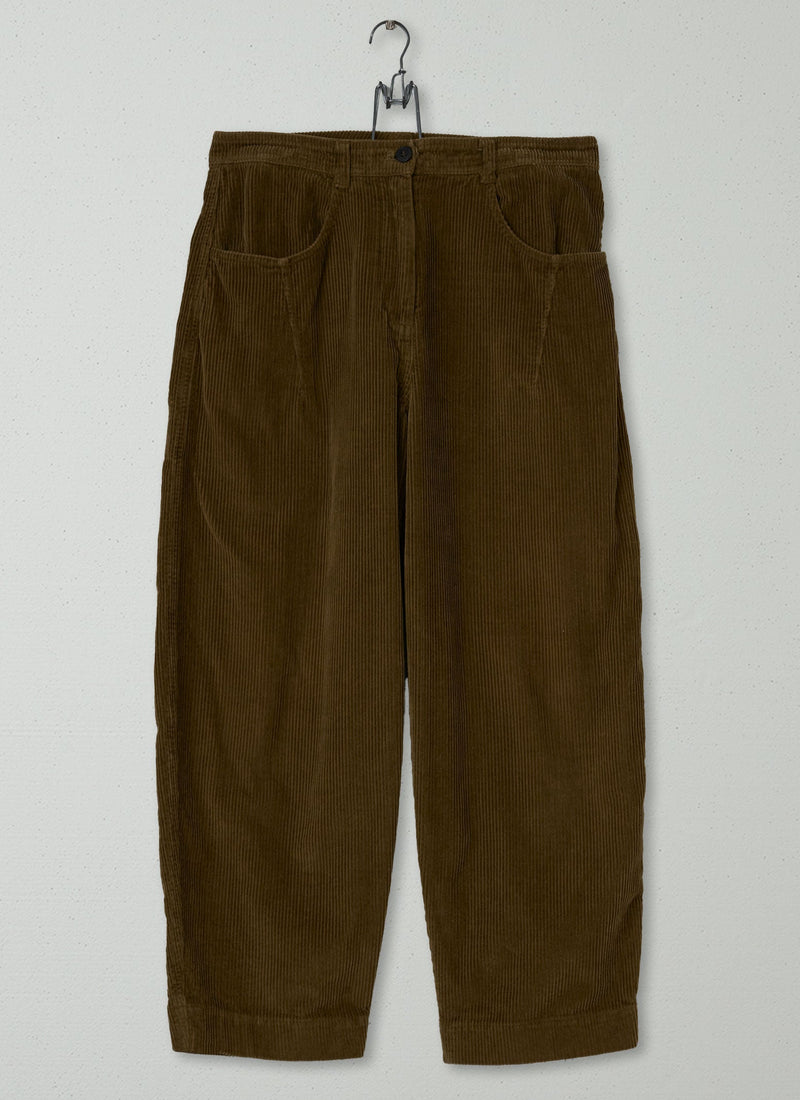 Reworn Cord Dart Trousers Size 18 (823) | Earth